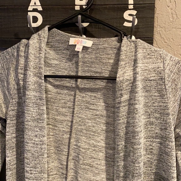 Xs sweater/cardigan - Picture 3 of 3